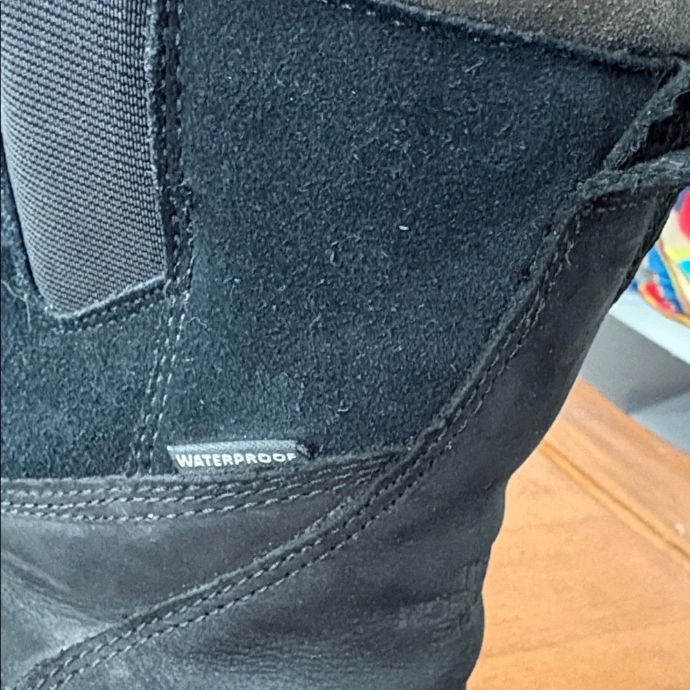 The North Face Chilkat Black Snow Rain Boots Size 12.5